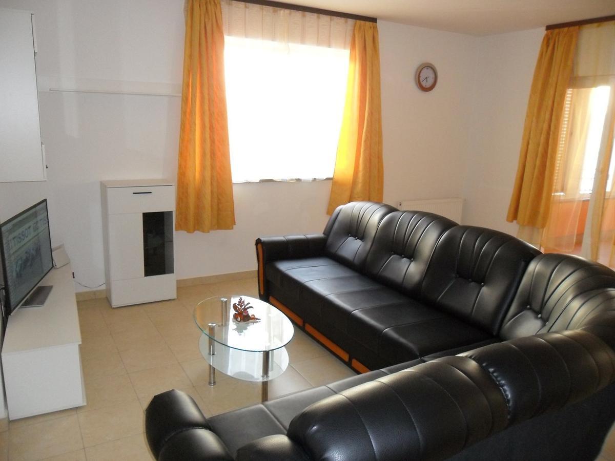Vile Park Apartment Pula Dış mekan fotoğraf